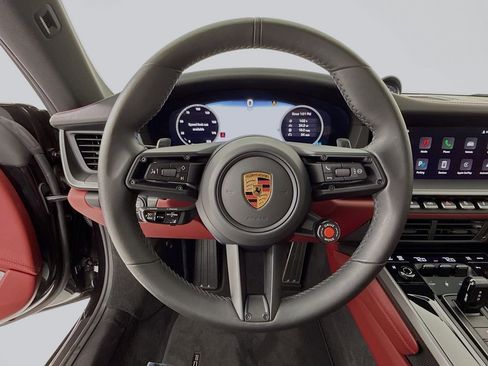 Certified 2025 Porsche 911 Carrera image 17