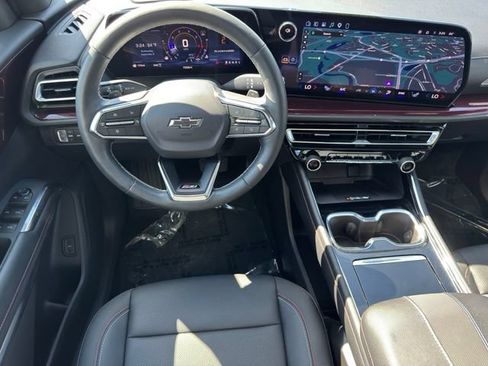 Used 2026 Chevrolet Traverse Z71 w/ Driver Confidence Package AWD/4WD image 16