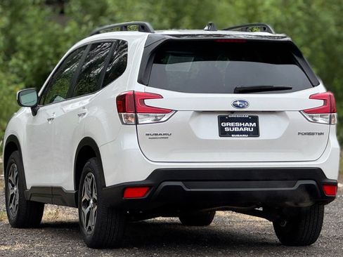 Certified 2024 Subaru Forester Premium AWD/4WD image 5