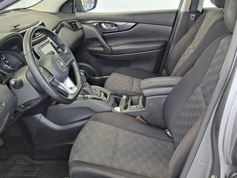 Used 2020 Nissan Rogue Sport SV w/ All-Weather Package image 24