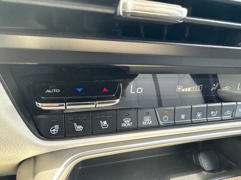 Used 2024 MAZDA CX-90 Plug-In Hybrid w/ Premium Plus AWD/4WD image 20