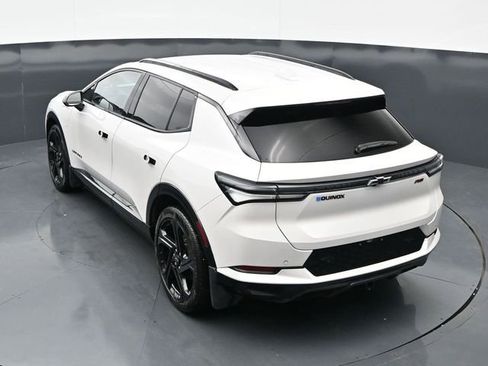 Used 2024 Chevrolet Equinox EV RS w/ LPO, Trailering Package FWD image 30