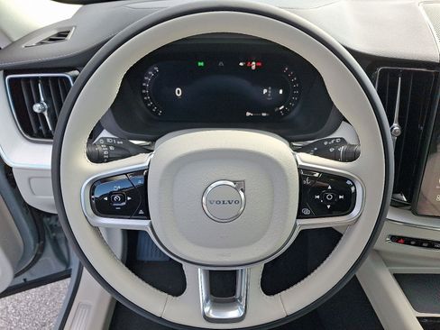 New 2026 Volvo XC60 B5 Ultra w/ Protection Package Premier AWD/4WD image 14