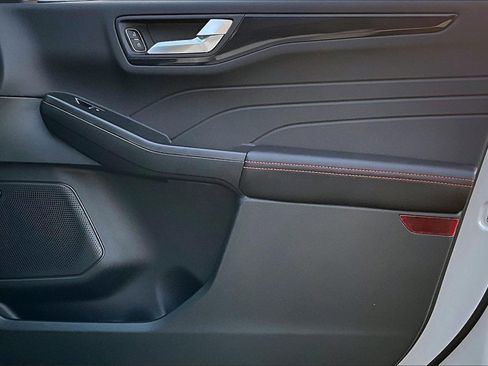 New 2025 Ford Escape ST-Line Elite w/ Premium Technology Package image 31