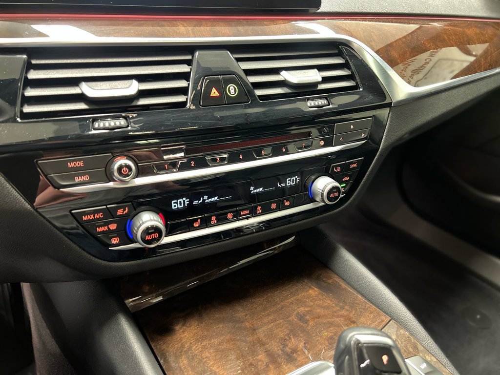 Used 2019 BMW 540i xDrive w/ Convenience Package AWD/4WD image 41