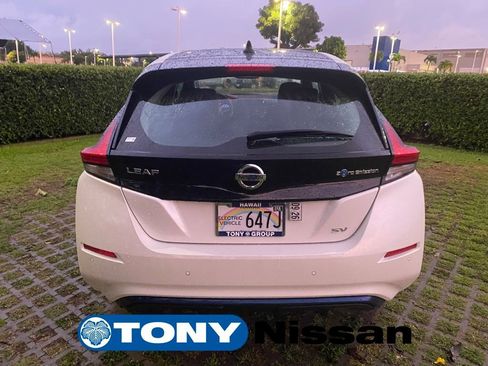Used 2020 Nissan Leaf SV w/ SV Technology Package image 6