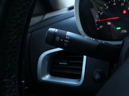 Used 2017 Chevrolet Equinox LT w/ Sport Edition image 8