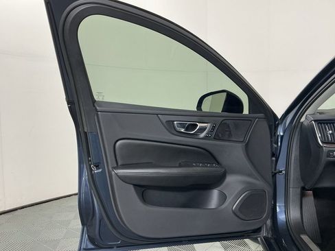 Used 2022 Volvo S60 B5 Inscription image 20