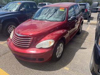 Used 2006 Chrysler PT Cruiser Touring FWD video 2
