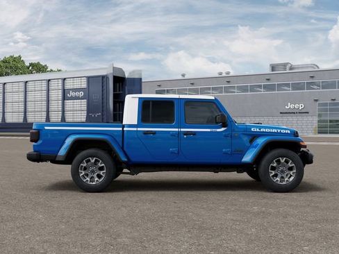 New 2026 Jeep Gladiator Sport AWD/4WD image 21