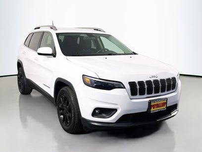 Used 2019 Jeep Cherokee Latitude w/ Popular Appearance Group