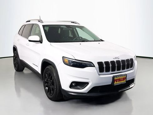 Used 2019 Jeep Cherokee Latitude w/ Popular Appearance Group FWD image 1