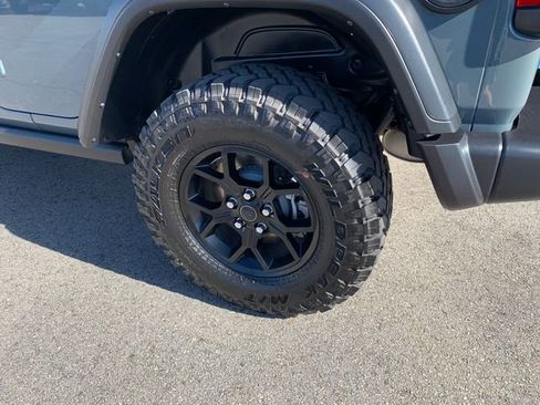 Used 2025 Jeep Wrangler Unlimited Sport S 4xe AWD/4WD image 9