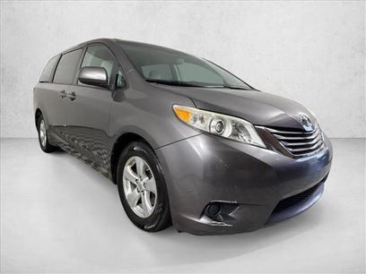 Used 2015 Toyota Sienna LE