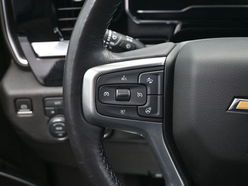 Used 2022 Chevrolet Silverado 1500 LT image 11