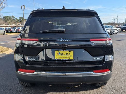 Used 2023 Jeep Grand Cherokee Limited image 5