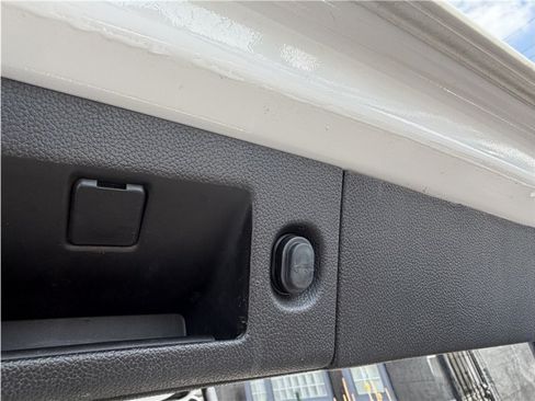 Used 2019 Chevrolet Tahoe LT AWD/4WD image 24