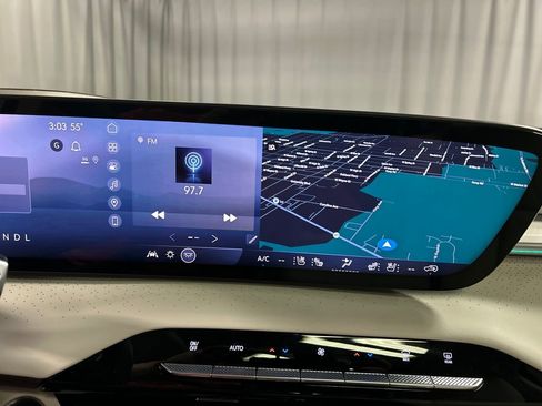 New 2026 Buick Enclave Avenir image 15