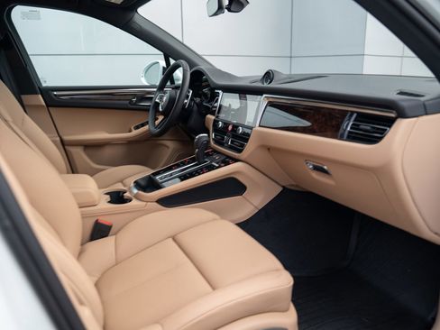 New 2026 Porsche Macan AWD/4WD image 26