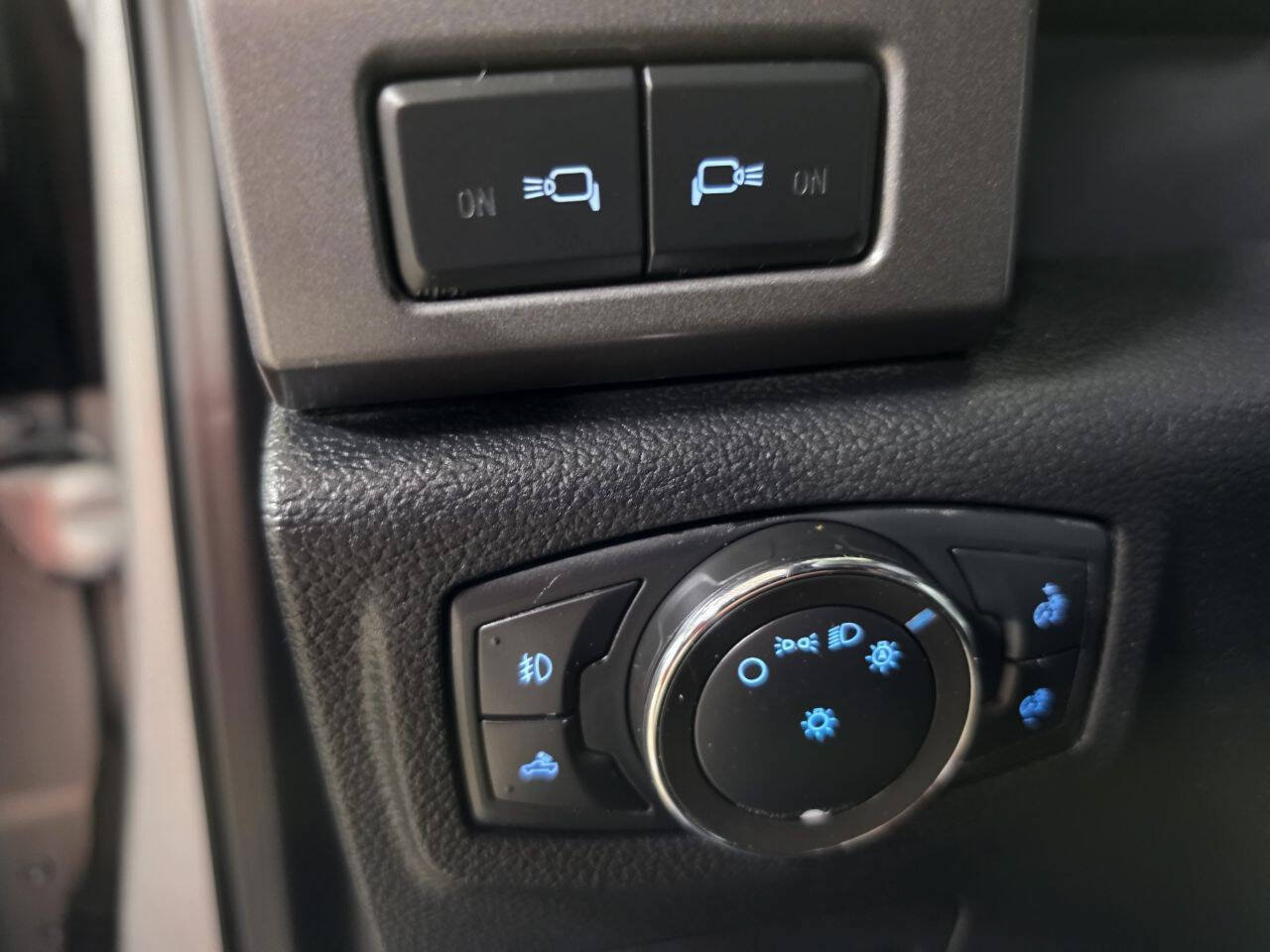 Used 2020 Ford F150 XLT w/ Equipment Group 301A Mid AWD/4WD image 27