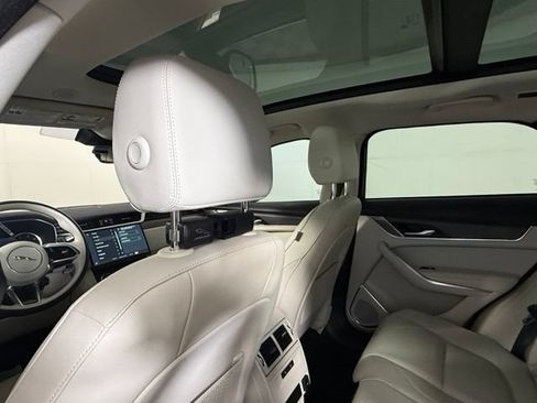 Certified 2022 Jaguar F-PACE S AWD/4WD image 22