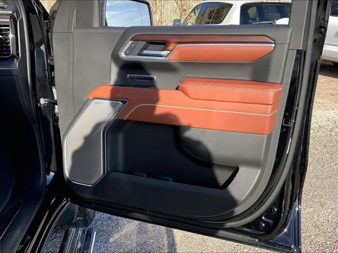 Used 2025 GMC Sierra 1500 Denali Ultimate image 23