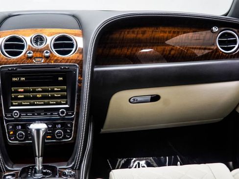 Used 2018 Bentley Flying Spur S V8 AWD/4WD image 20