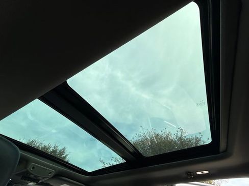 Used 2019 Ford F250 Lariat w/ Lariat Ultimate Package image 13