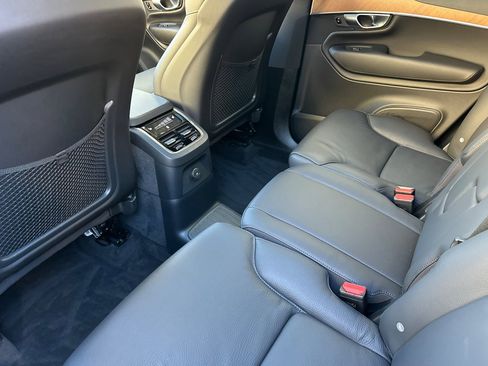 Used 2025 Volvo XC90 T8 Core w/ Climate Package image 4