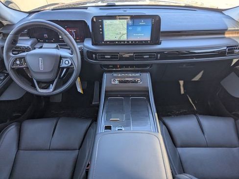 New 2025 Lincoln Aviator Reserve w/ Equipment Group 201A image 12