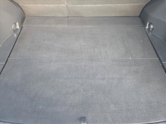 Used 2019 Toyota RAV4 XLE FWD image 6