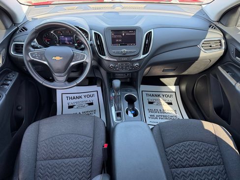 Used 2022 Chevrolet Equinox LT FWD image 16