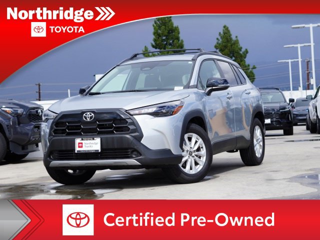 Certified 2026 Toyota Corolla Cross LE FWD image 2