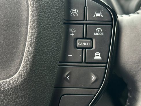 Used 2024 Toyota Prius XLE image 31