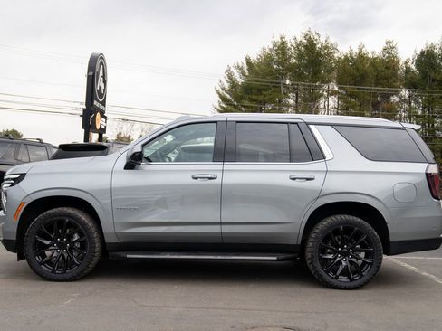 Used 2025 Chevrolet Tahoe LT image 3