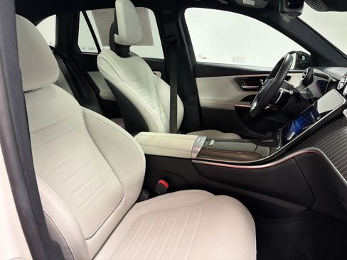 Used 2023 Mercedes-Benz GLC 300 4MATIC image 31