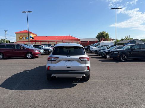 Used 2020 Ford Escape SEL FWD image 4