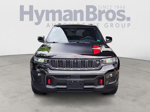 Used 2022 Jeep Grand Cherokee Trailhawk w/ ADV Protech Group II AWD/4WD image 8