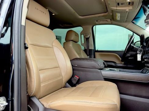 Used 2018 GMC Sierra 1500 Denali w/ Denali Ultimate Package AWD/4WD image 15