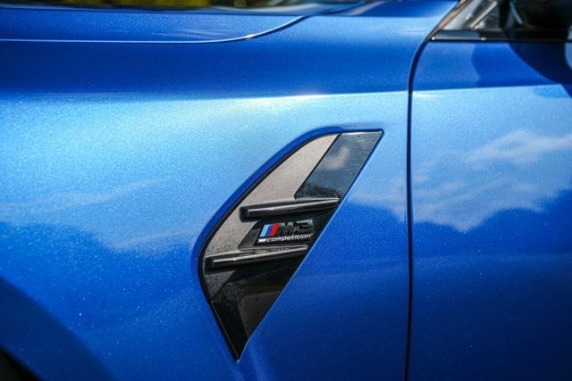 Used 2022 BMW M3 Competition w/ Executive Package RWD image 19