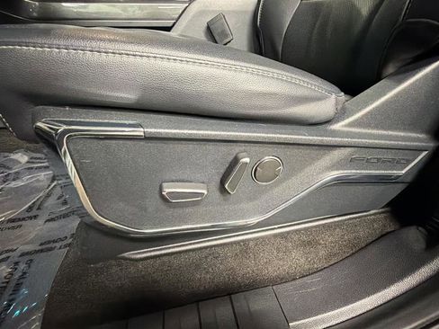 Used 2022 Ford F150 Lariat w/ Equipment Group 502A High image 22