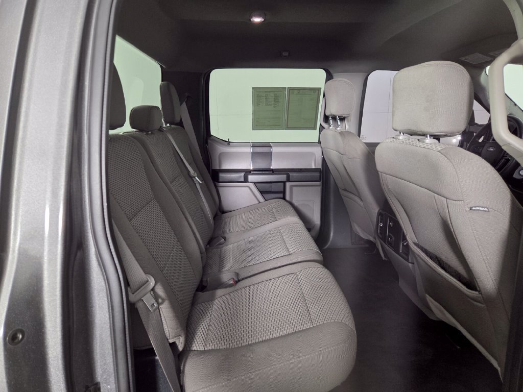 Used 2018 Ford F150 XLT w/ Heavy-Duty Payload Package AWD/4WD image 30