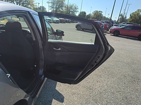 Used 2021 Honda Civic EX image 16
