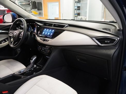 Used 2022 Buick Encore GX Select AWD/4WD image 37