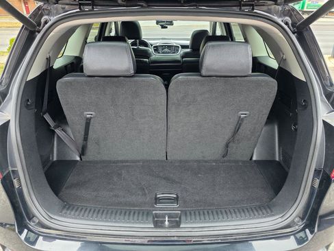 Used 2019 Kia Sorento EX image 14