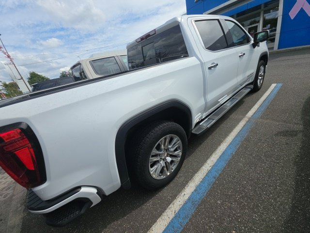 Used 2023 GMC Sierra 1500 Denali AWD/4WD image 3