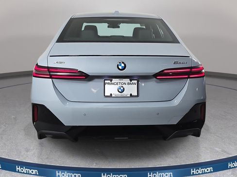 New 2026 BMW 530i xDrive w/ M Sport Package AWD/4WD image 6