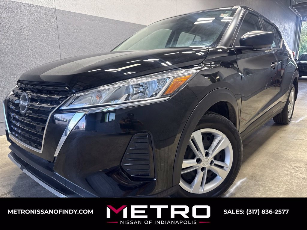 Used 2025 Nissan Kicks Play S FWD image 1