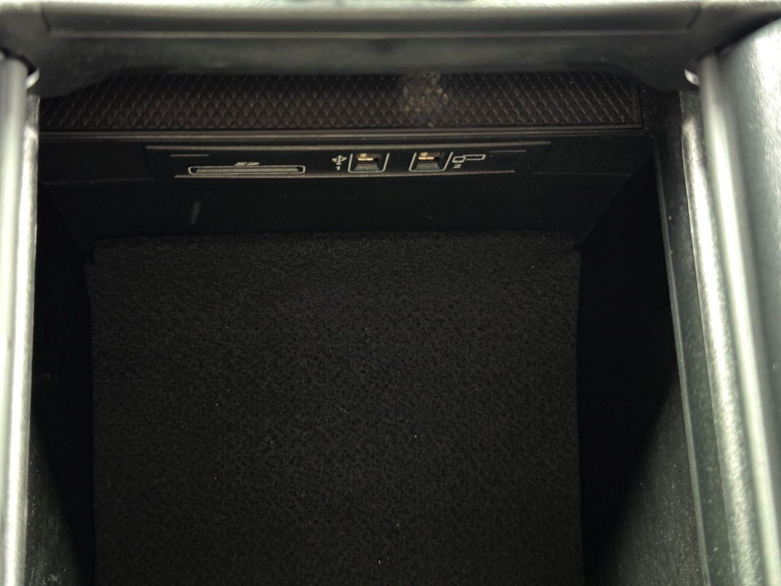 Used 2023 Mercedes-Benz G 550 image 34
