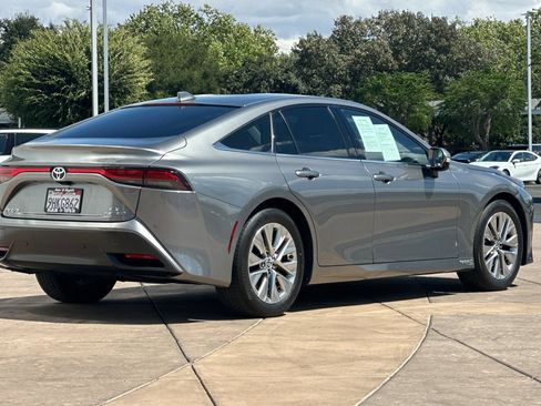 Certified 2023 Toyota Mirai w/ Advanced Technology Package RWD image 4